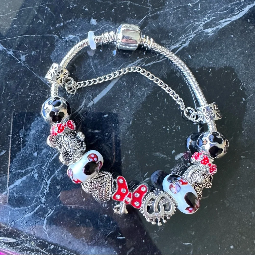 MICKEY & MINNIE  LOVE YOU Charms GIFT  Bracelet With Free Gift Box - Picture 5 of 9